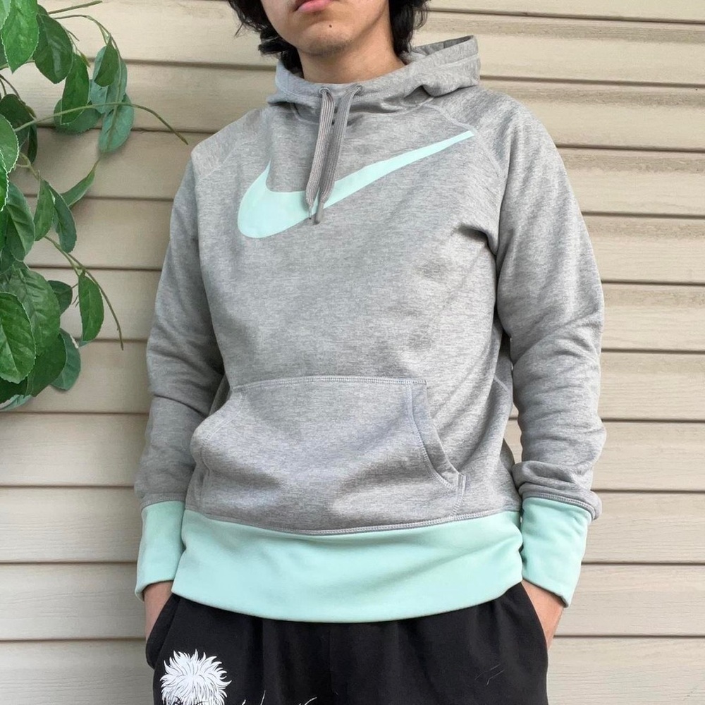Nike Gray and Mint Hoodie size lrg T27